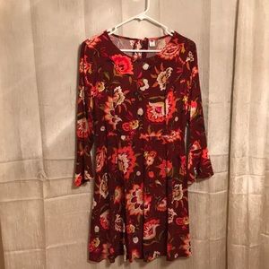Size 6, Old Navy 3/4 bell-sleeved dress